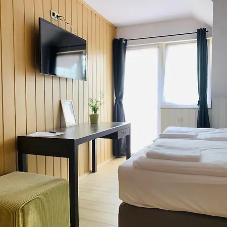 Lägenhetshotell Egria 4*