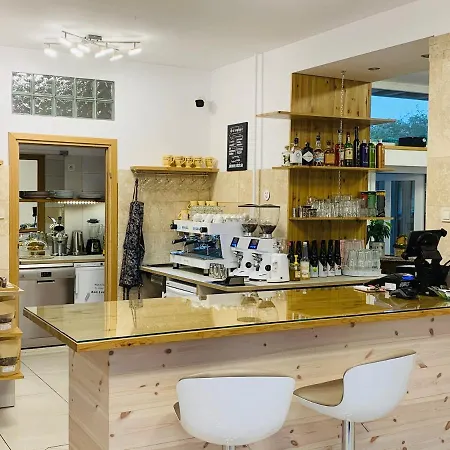 Aparthotel Egria